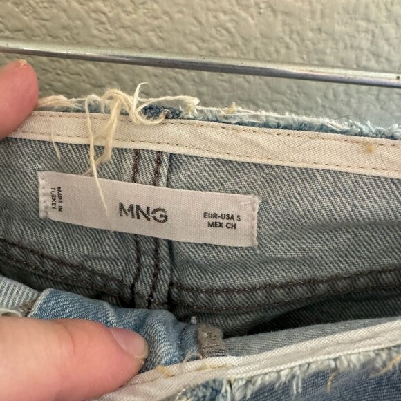 Mango Raw Hem Denim Skirt Size Small - Picture 3 of 7